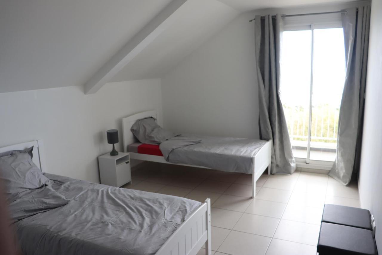 Le Sandivel Saint-Denis Bagian luar foto